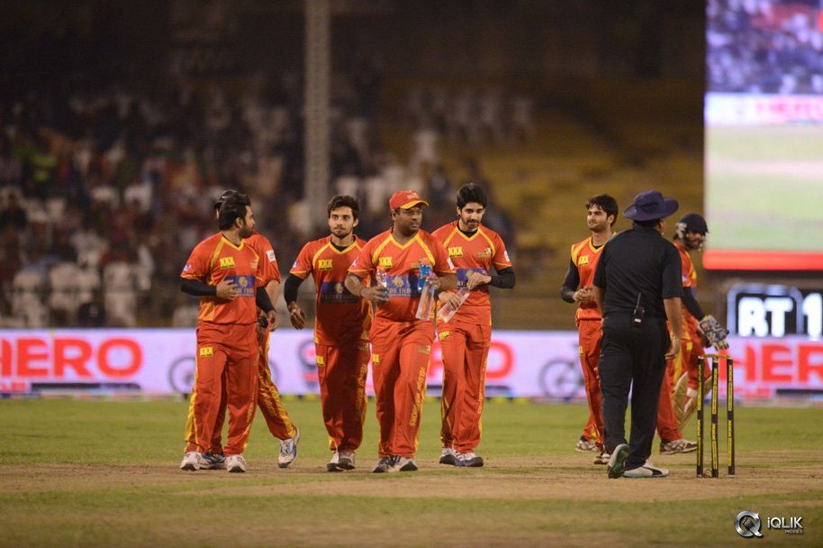 CCL-5-Telugu-Warriors-vs-Bengal-Tigers-Match-Photos